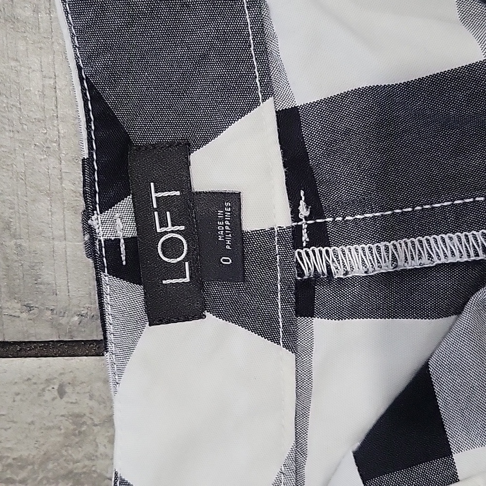 Loft Black & white checkerboard, dress shorts size 0 #34 - Picture 4 of 4